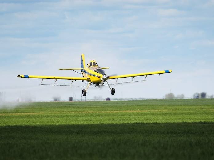 https://drydenwire.com/site/assets/files/10312/gypsy-moth-spraying-barron-burnett-washburn-counties.696x1275.jpg