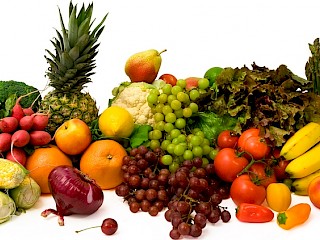 Healthy Minute: Lettuce Celebrate Fruit and Veggie Month Article Image