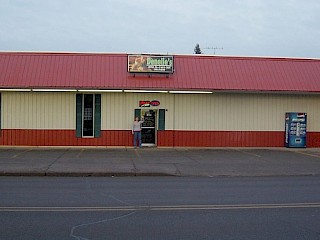 Denelie's Pizza Now Hiring for 3 Positions!!! Article Image